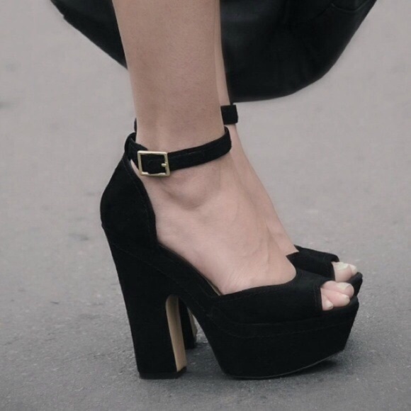 Steve Madden 5.5 Black Suede Leather GRETTTA Ankle-wrap Platform Sandals - Picture 1 of 10